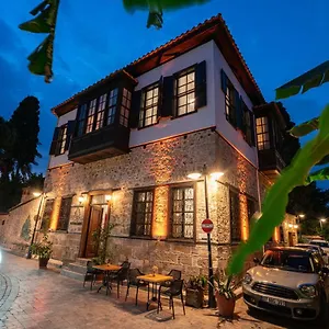 Cedrus *** Antalya